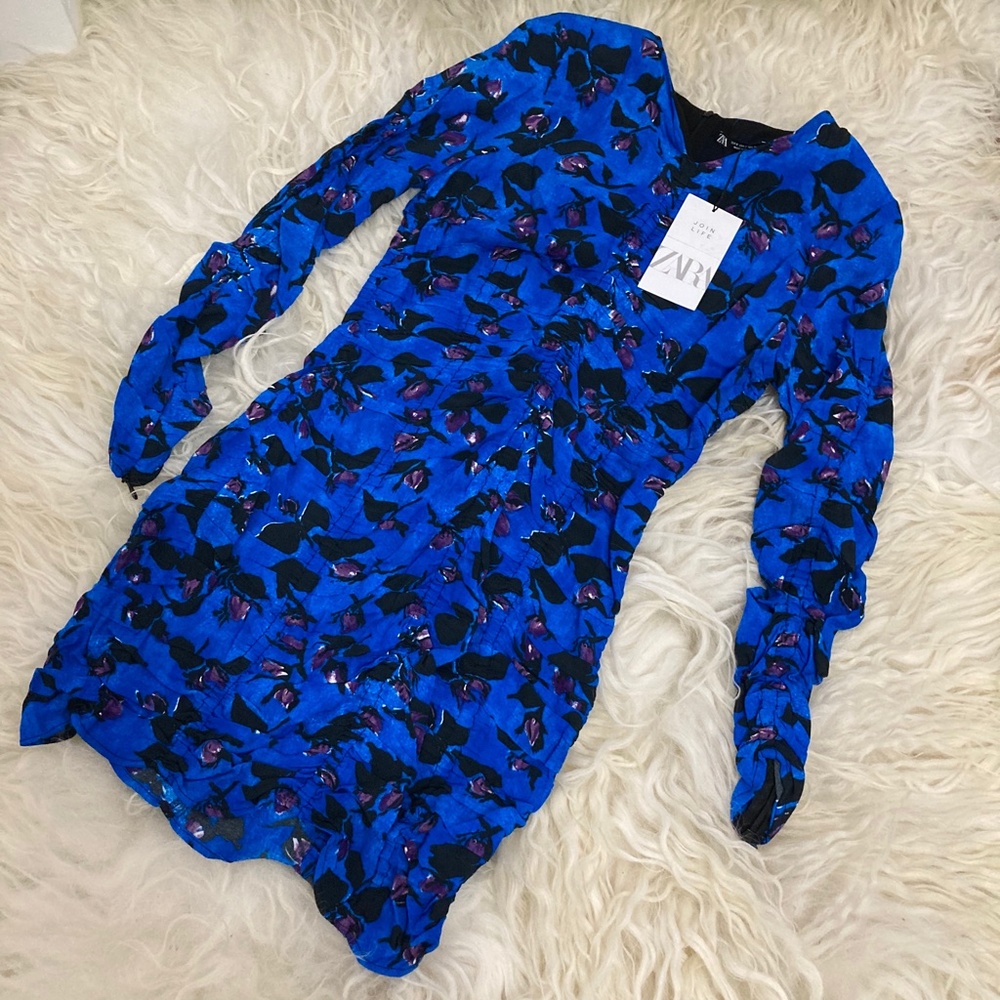 Zara Draped Blue Floral Ruched mini dress - Picture 3 of 9